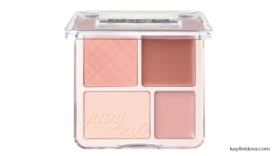 JUDYDOLL Blush & Highlight Palette ถ้าเมคอัพคือภาษาเงียบของอารมณ์ เครื่องสำอางชิ้นเล็กๆ อย่างบลัชและไฮไลต์ ก็คือประโยคสั้นๆ ที่กระซิบว่า “วันนี้เราอยากเป็นใคร”